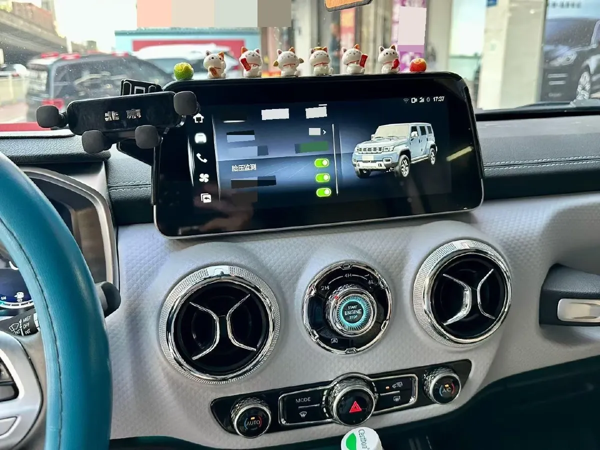 2023 Beijing BJ40 2.0T 224HP L4 8AT,autocango,china used car exporter,china ev exporter,chinese used car exporter,chinese used ev exporter