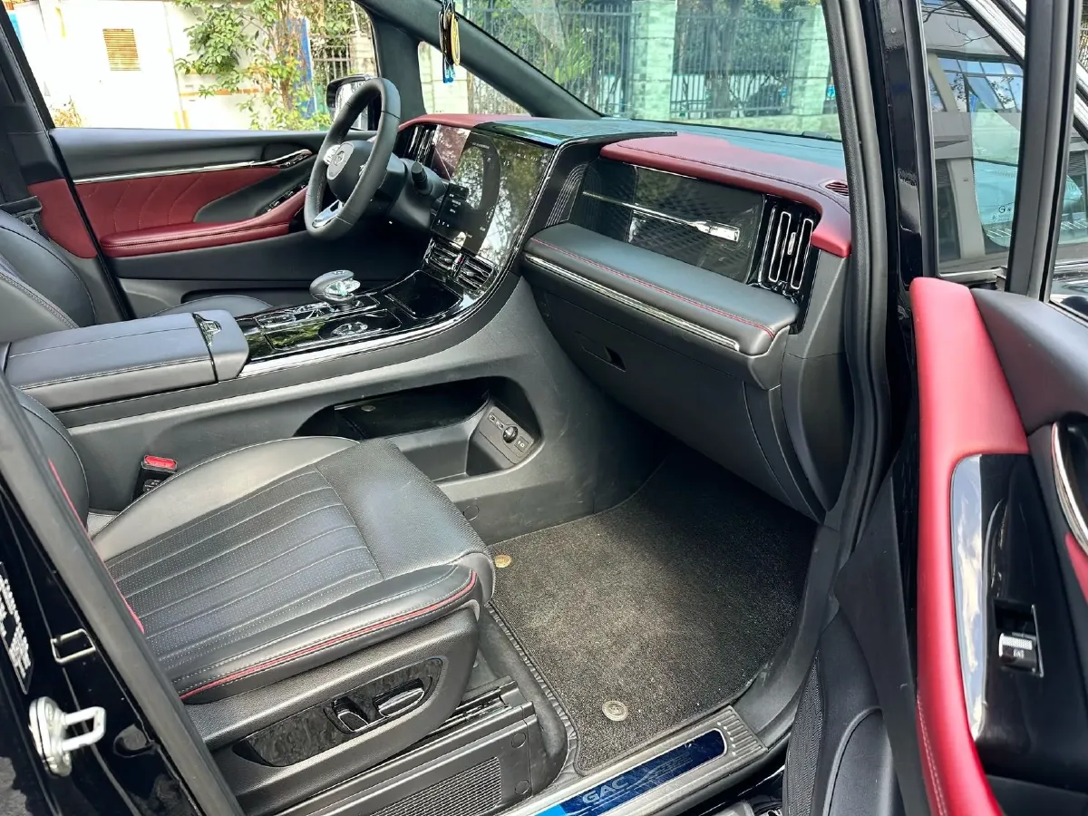 2024 GAC Trumpchi M8 2.0T 252HP L4 8AT,autocango,china used car exporter,china ev exporter,chinese used car exporter,chinese used ev exporter