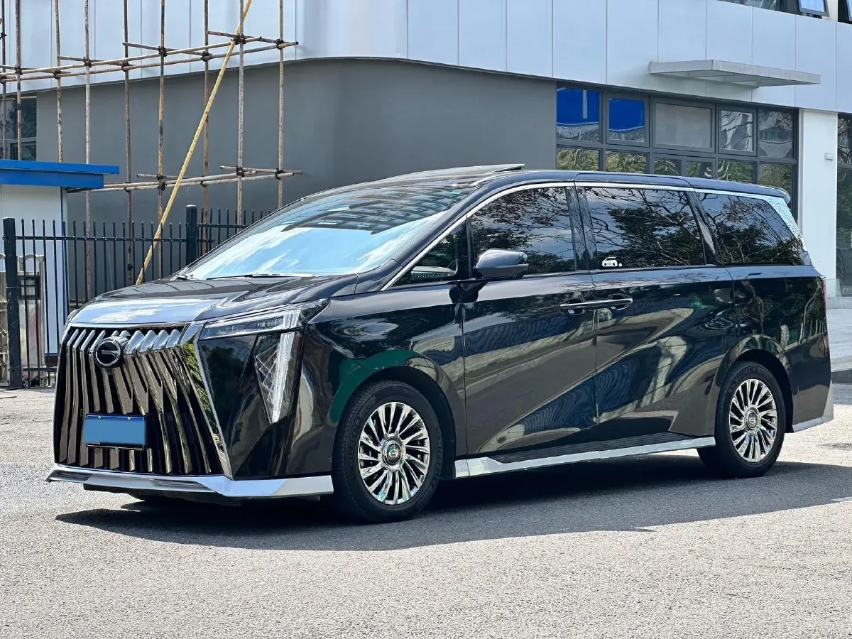 2024 GAC Trumpchi M8 2.0T 252HP L4 8AT,autocango,china used car exporter,china ev exporter,chinese used car exporter,chinese used ev exporter