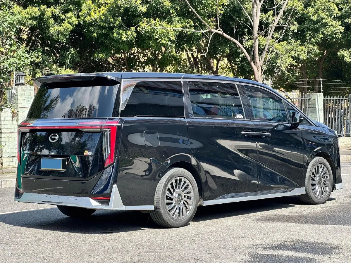 2024 GAC Trumpchi M8 2.0T 252HP L4 8AT,autocango,china used car exporter,china ev exporter,chinese used car exporter,chinese used ev exporter