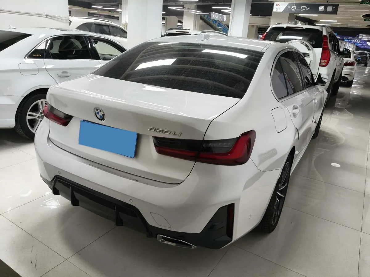 2023 BMW 3 Series 2.0T 184HP L4 8AT,autocango,china used car exporter,china ev exporter,chinese used car exporter,chinese used ev exporter