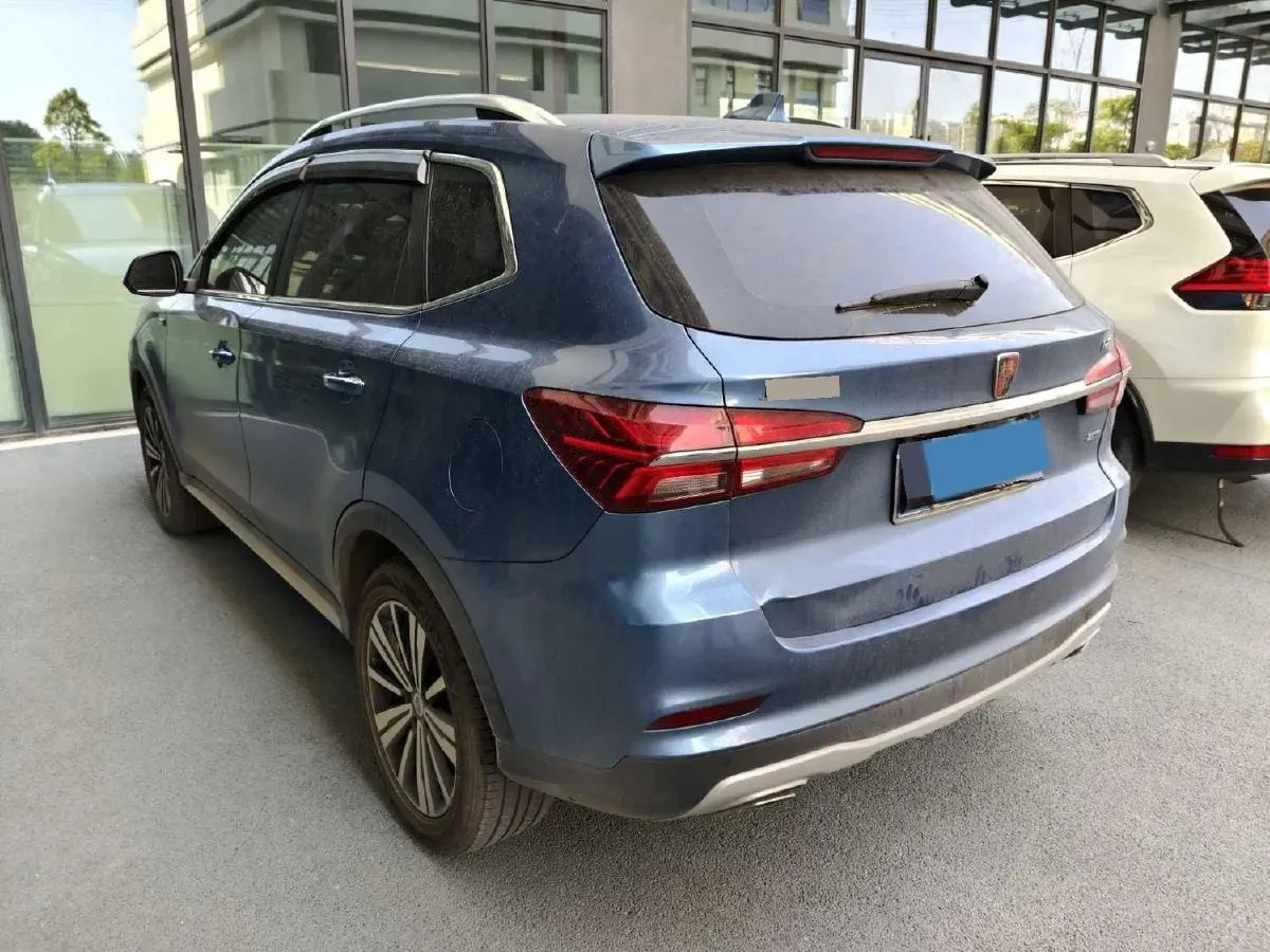 2019 Roewe i6 1.5T 169HP L4 7DCT,autocango,china used car exporter,china ev exporter,chinese used car exporter,chinese used ev exporter