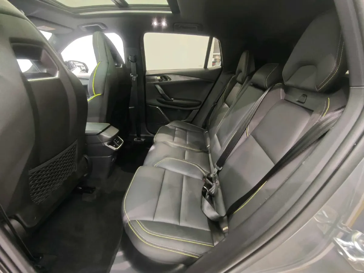 2023 LYNK&CO 06 1.5T 181HP L4 7DCT,autocango,china used car exporter,china ev exporter,chinese used car exporter,chinese used ev exporter