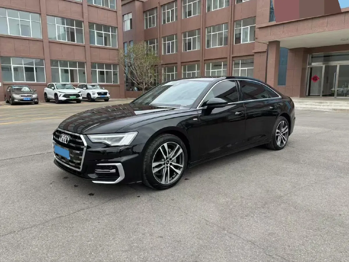 2023 Audi A6L 2.0T 190HP L4 7DCT,autocango,china used car exporter,china ev exporter,chinese used car exporter,chinese used ev exporter