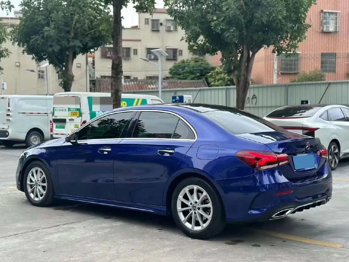 2020 Mercedes-Benz A Class 1.3T 163HP L4 7DCT,autocango,china used car exporter,china ev exporter,chinese used car exporter,chinese used ev exporter