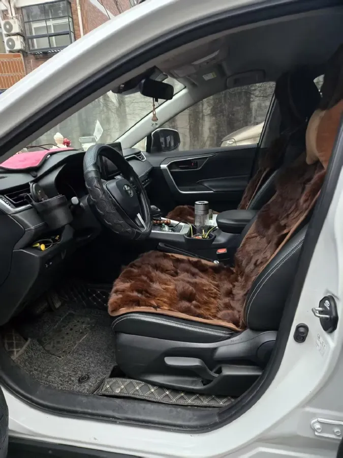 2022 Toyota RAV4 2.0L 171HP L4 CVT,autocango,china used car exporter,china ev exporter,chinese used car exporter,chinese used ev exporter