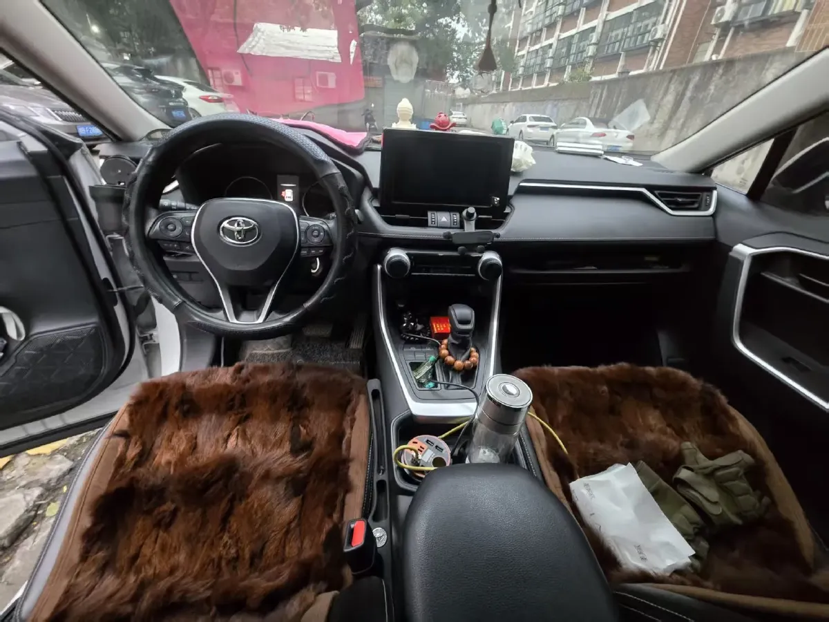 2022 Toyota RAV4 2.0L 171HP L4 CVT,autocango,china used car exporter,china ev exporter,chinese used car exporter,chinese used ev exporter