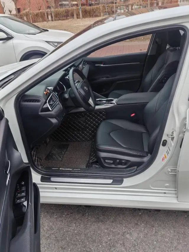 2018 Toyota Camry 2.5L 178HP L4 E-CVT Hybrid,autocango,china used car exporter,china ev exporter,chinese used car exporter,chinese used ev exporter