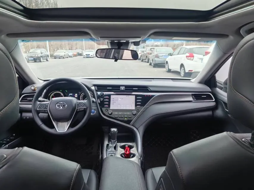 2018 Toyota Camry 2.5L 178HP L4 E-CVT Hybrid,autocango,china used car exporter,china ev exporter,chinese used car exporter,chinese used ev exporter