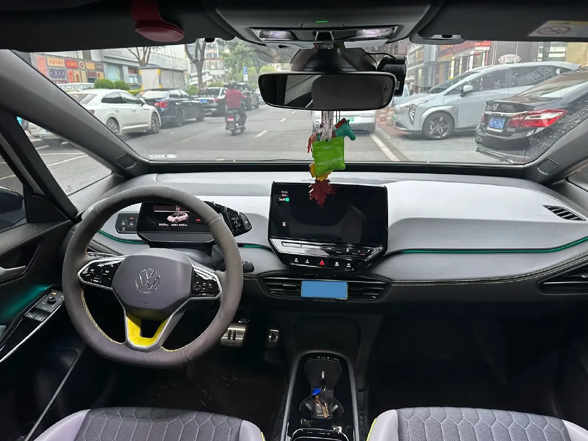 2024 Volkswagen ID.3 BEV 52.8KWH,autocango,china used car exporter,china ev exporter,chinese used car exporter,chinese used ev exporter