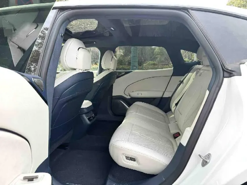 2024 Zeekr 007 BEV 100KWH,autocango,china used car exporter,china ev exporter,chinese used car exporter,chinese used ev exporter