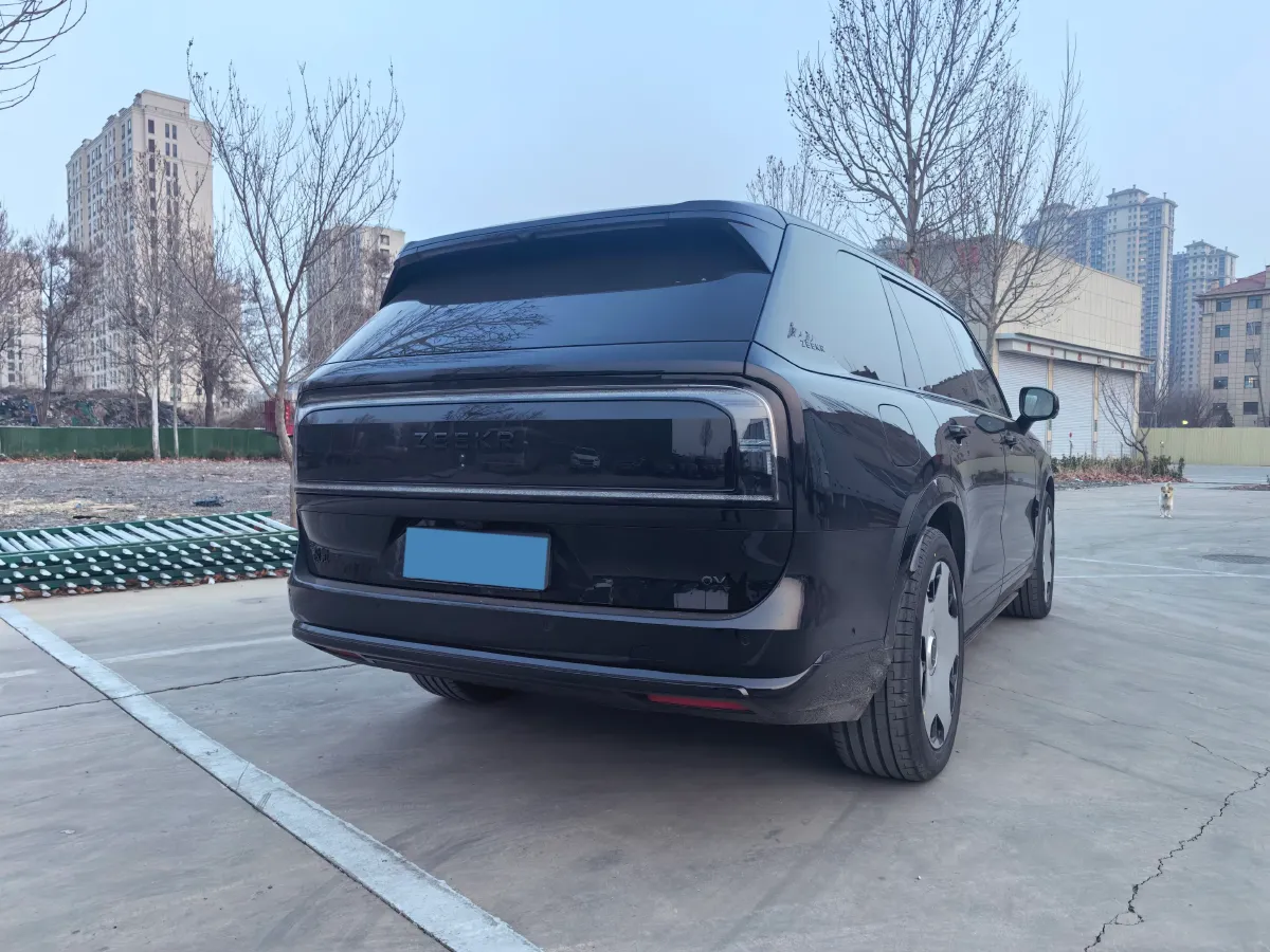 2025 Zeekr 9X 2.0T 279HP L4 1DHT PHEV,autocango,china used car exporter,china ev exporter,chinese used car exporter,chinese used ev exporter