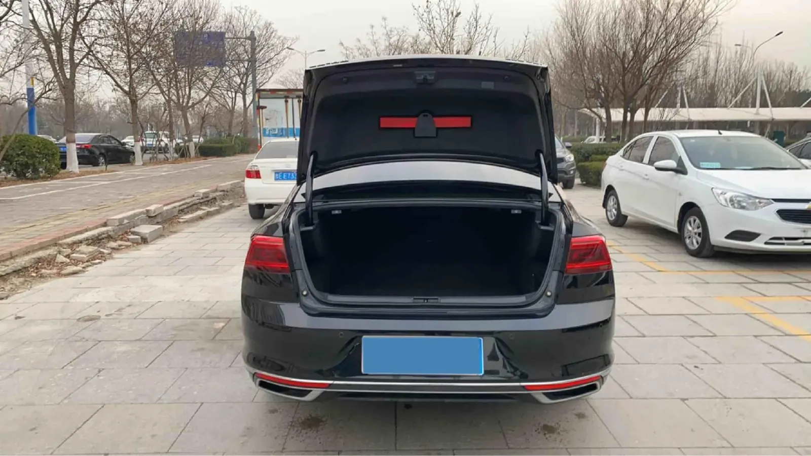 2020 Volkswagen Magotan 2.0T 186HP L4 7DCT,autocango,china used car exporter,china ev exporter,chinese used car exporter,chinese used ev exporter