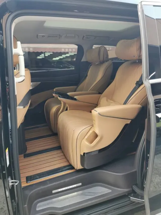 2024 Denza D9 1.5T 139HP L4 E-CVT PHEV 40KWH,autocango,china used car exporter,china ev exporter,chinese used car exporter,chinese used ev exporter