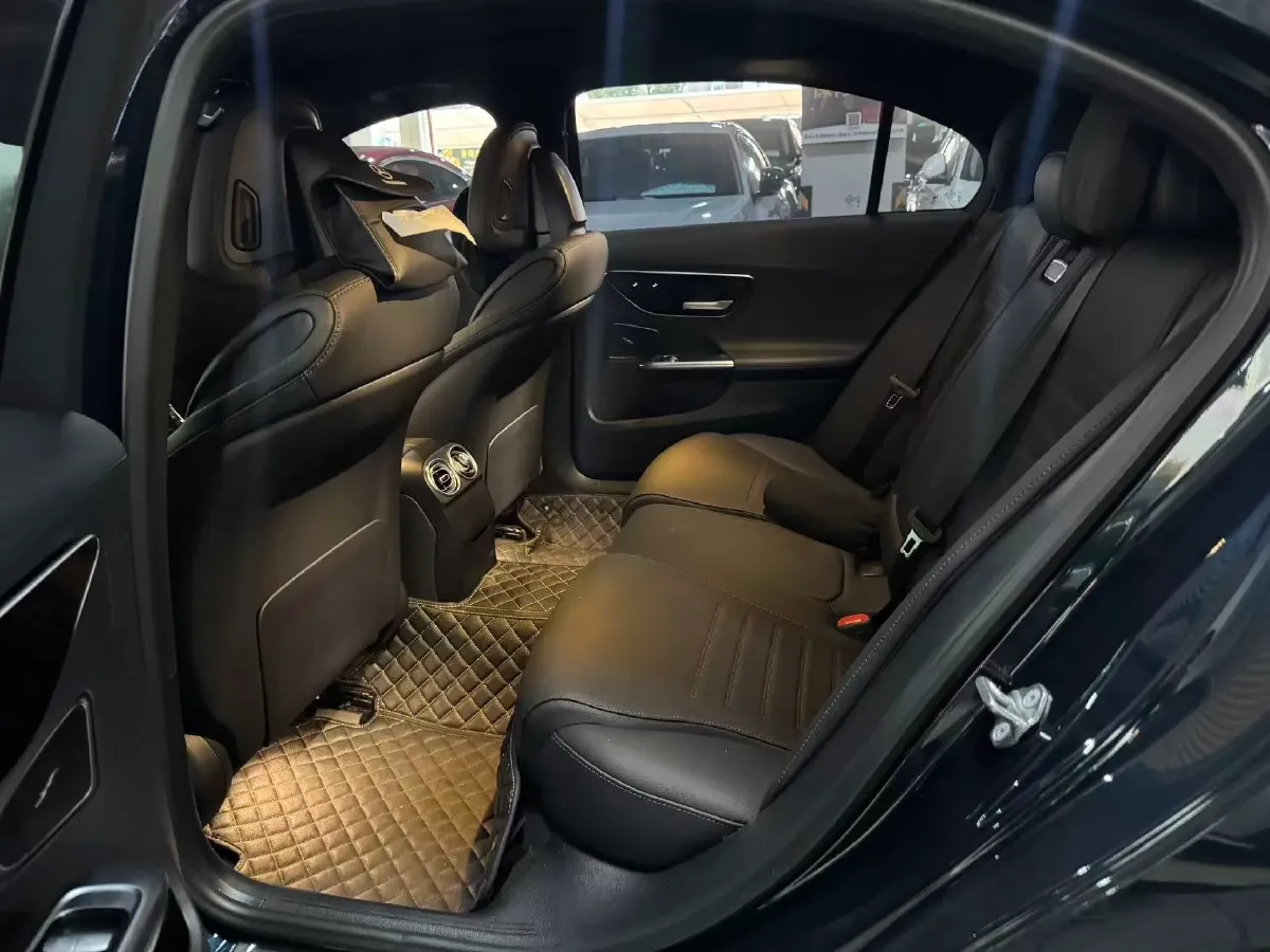 2023 Mercedes-Benz C Class 1.5T 204HP L4 9AT,autocango,china used car exporter,china ev exporter,chinese used car exporter,chinese used ev exporter