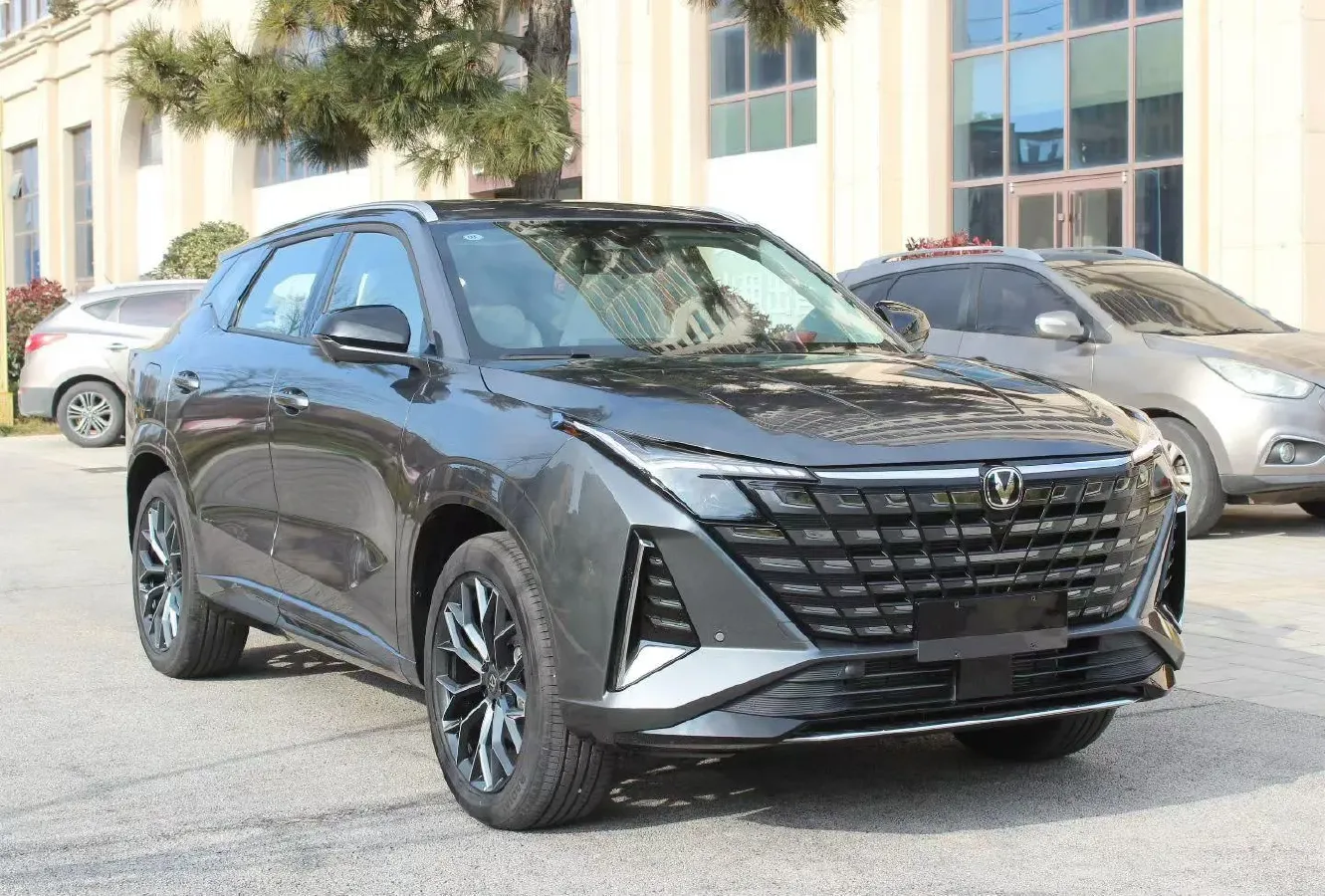 2025 ChangAn UNI-Z 1.5T 192HP L4 7DCT,autocango,china used car exporter,china ev exporter,chinese used car exporter,chinese used ev exporter