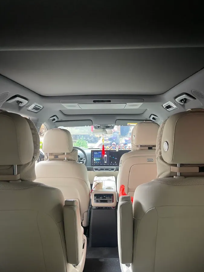 2022 Li L9 Range Extended 154HP REEV 42.6KWH,autocango,china used car exporter,china ev exporter,chinese used car exporter,chinese used ev exporter