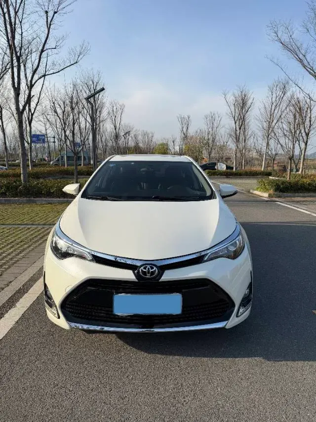 2017 Toyota Levin 1.2T 116HP L4 CVT,autocango,china used car exporter,china ev exporter,chinese used car exporter,chinese used ev exporter