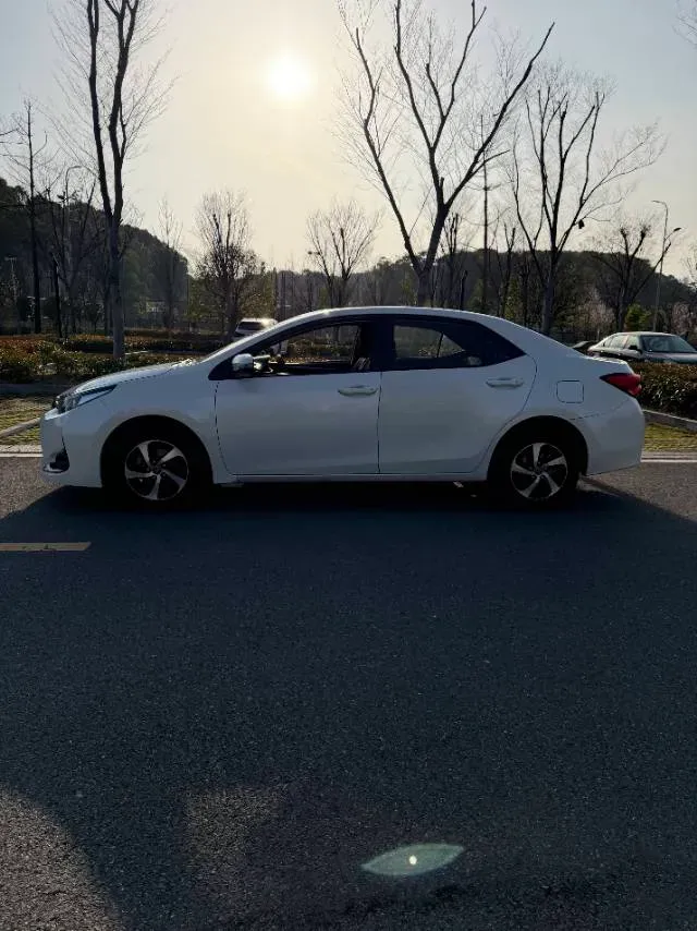 2017 Toyota Levin 1.2T 116HP L4 CVT,autocango,china used car exporter,china ev exporter,chinese used car exporter,chinese used ev exporter