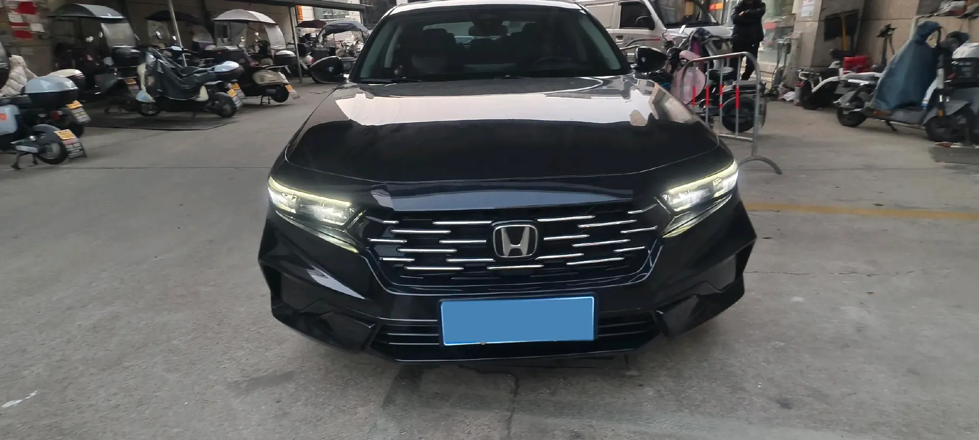 2025 Honda Accord 1.5T 192HP L4 CVT,autocango,china used car exporter,china ev exporter,chinese used car exporter,chinese used ev exporter