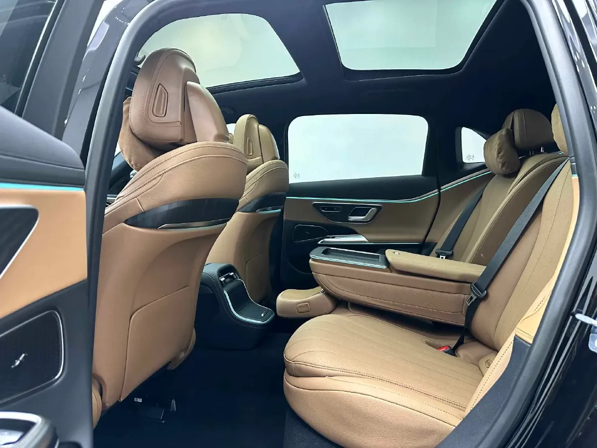 2024 Mercedes-Benz E Class 2.0T 258HP L4 9AT,autocango,china used car exporter,china ev exporter,chinese used car exporter,chinese used ev exporter