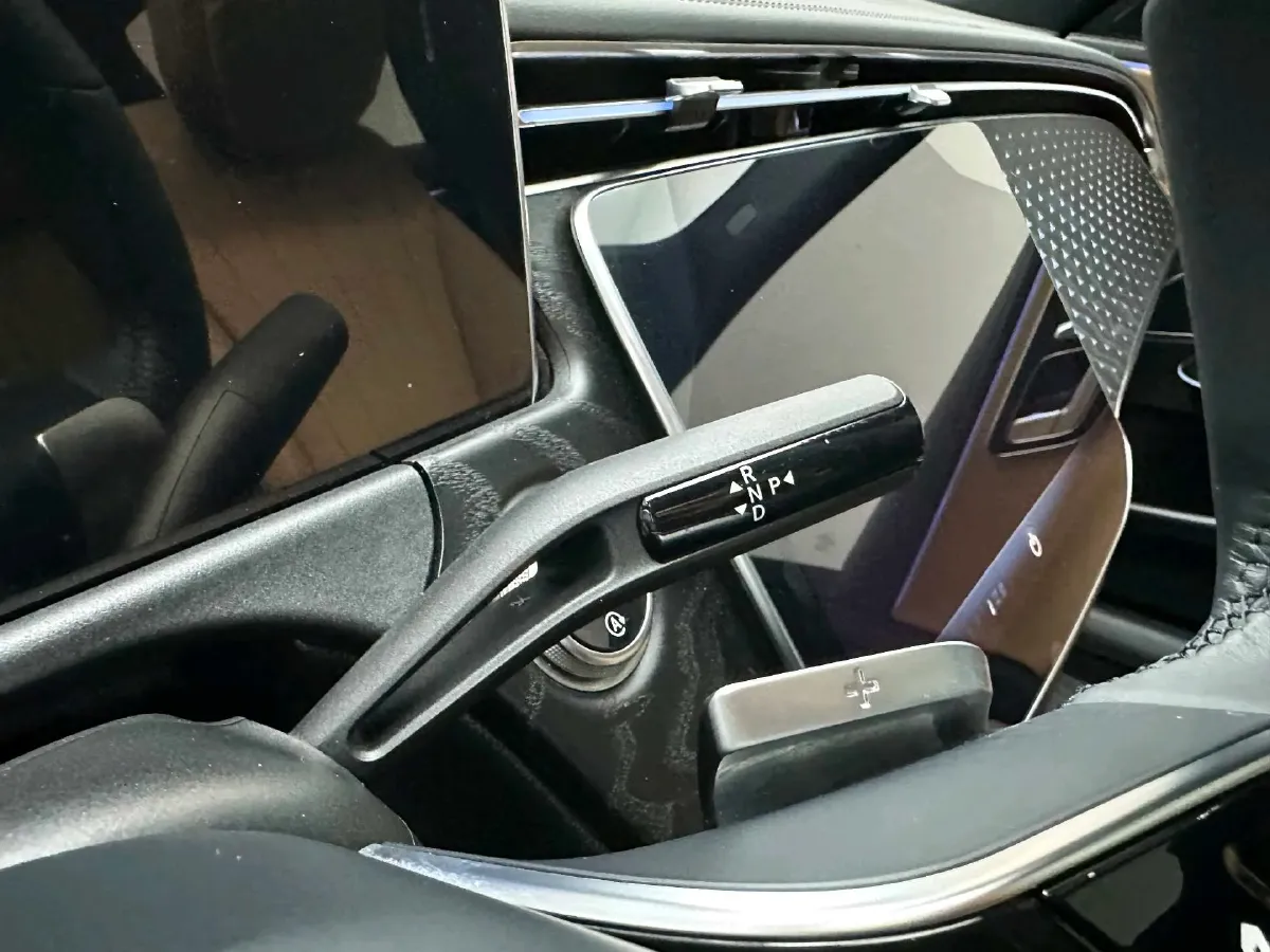 2024 Mercedes-Benz E Class 2.0T 258HP L4 9AT,autocango,china used car exporter,china ev exporter,chinese used car exporter,chinese used ev exporter