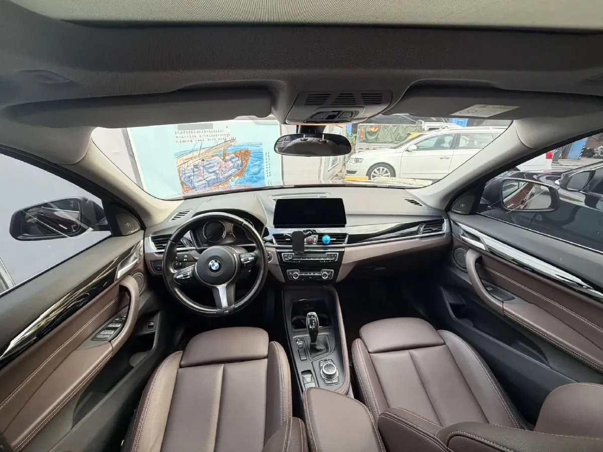 2021 BMW X1 2.0T 192HP L4 7DCT,autocango,china used car exporter,china ev exporter,chinese used car exporter,chinese used ev exporter