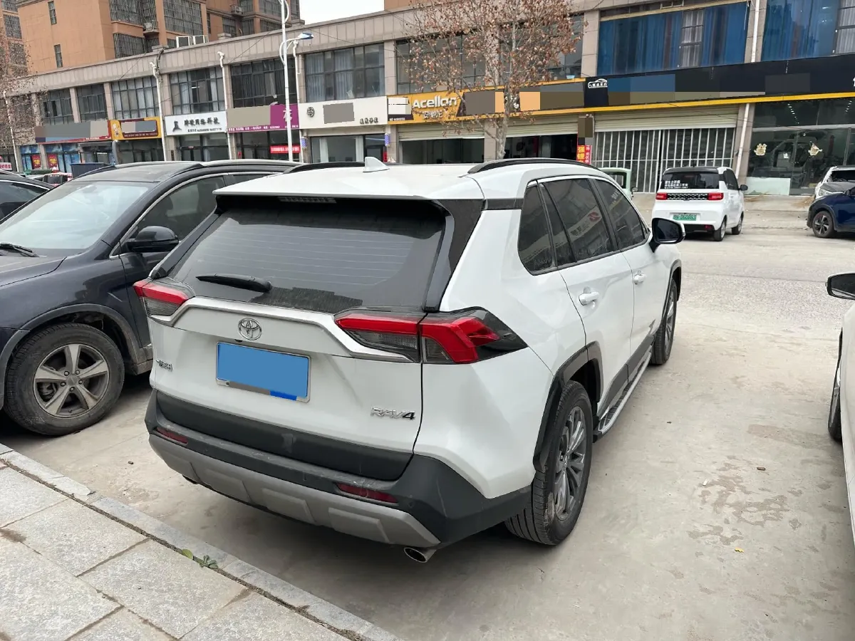 2024 Toyota RAV4 2.0L 171HP L4 CVT,autocango,china used car exporter,china ev exporter,chinese used car exporter,chinese used ev exporter