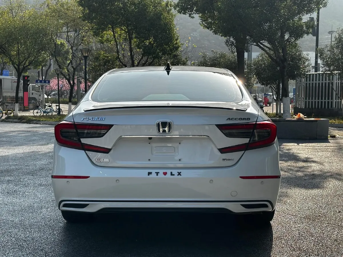 2022 Honda Accord 2.0L 146HP L4 E-CVT Hybrid,autocango,china used car exporter,china ev exporter,chinese used car exporter,chinese used ev exporter