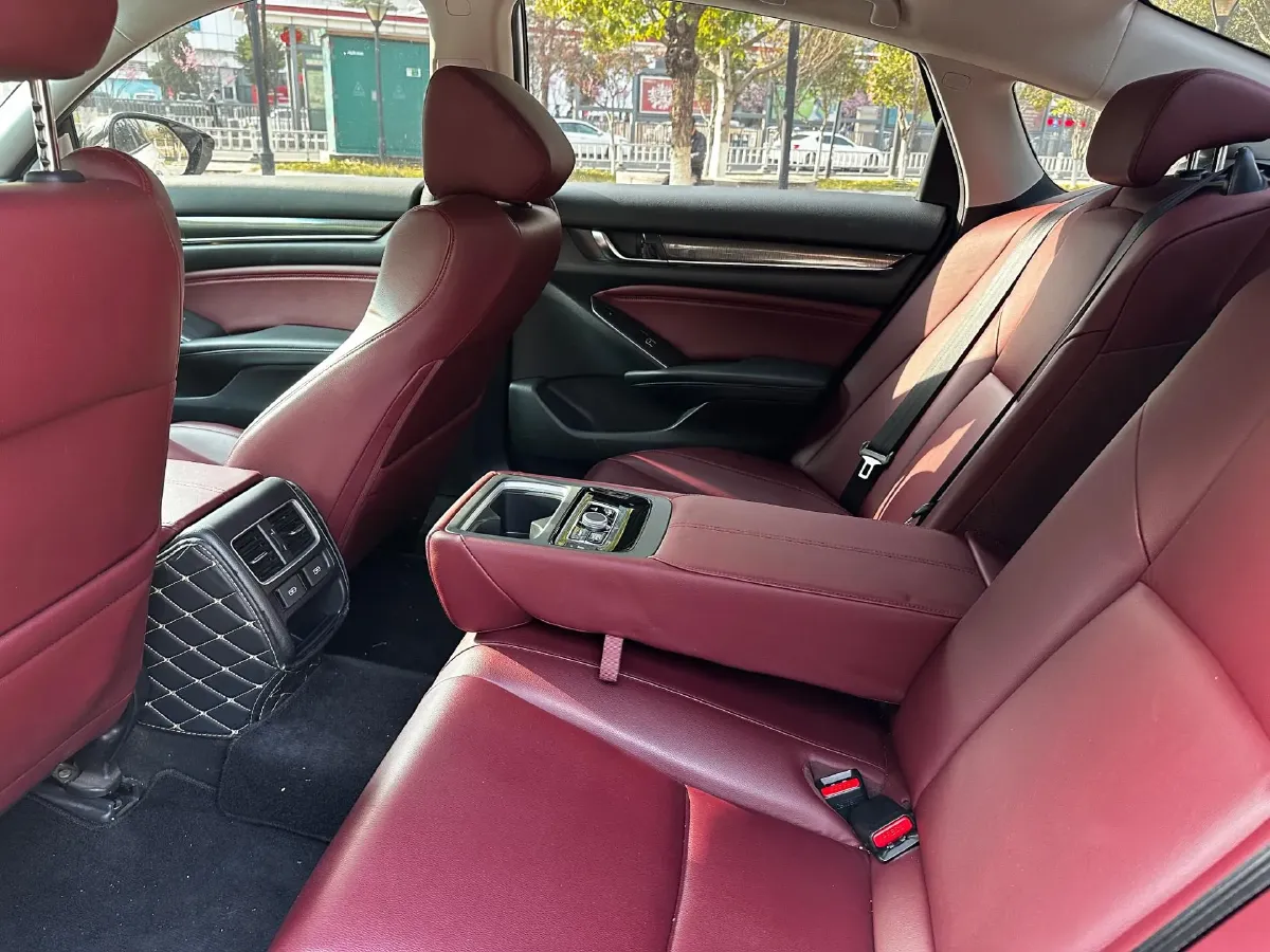 2022 Honda Accord 2.0L 146HP L4 E-CVT Hybrid,autocango,china used car exporter,china ev exporter,chinese used car exporter,chinese used ev exporter