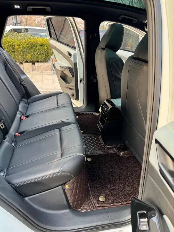 2023 Roewe iMAX8 2.0T 234HP L4 8AT,autocango,china used car exporter,china ev exporter,chinese used car exporter,chinese used ev exporter