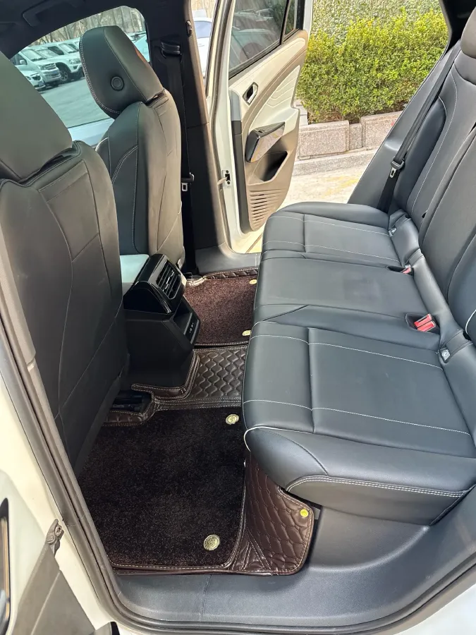 2023 Roewe iMAX8 2.0T 234HP L4 8AT,autocango,china used car exporter,china ev exporter,chinese used car exporter,chinese used ev exporter