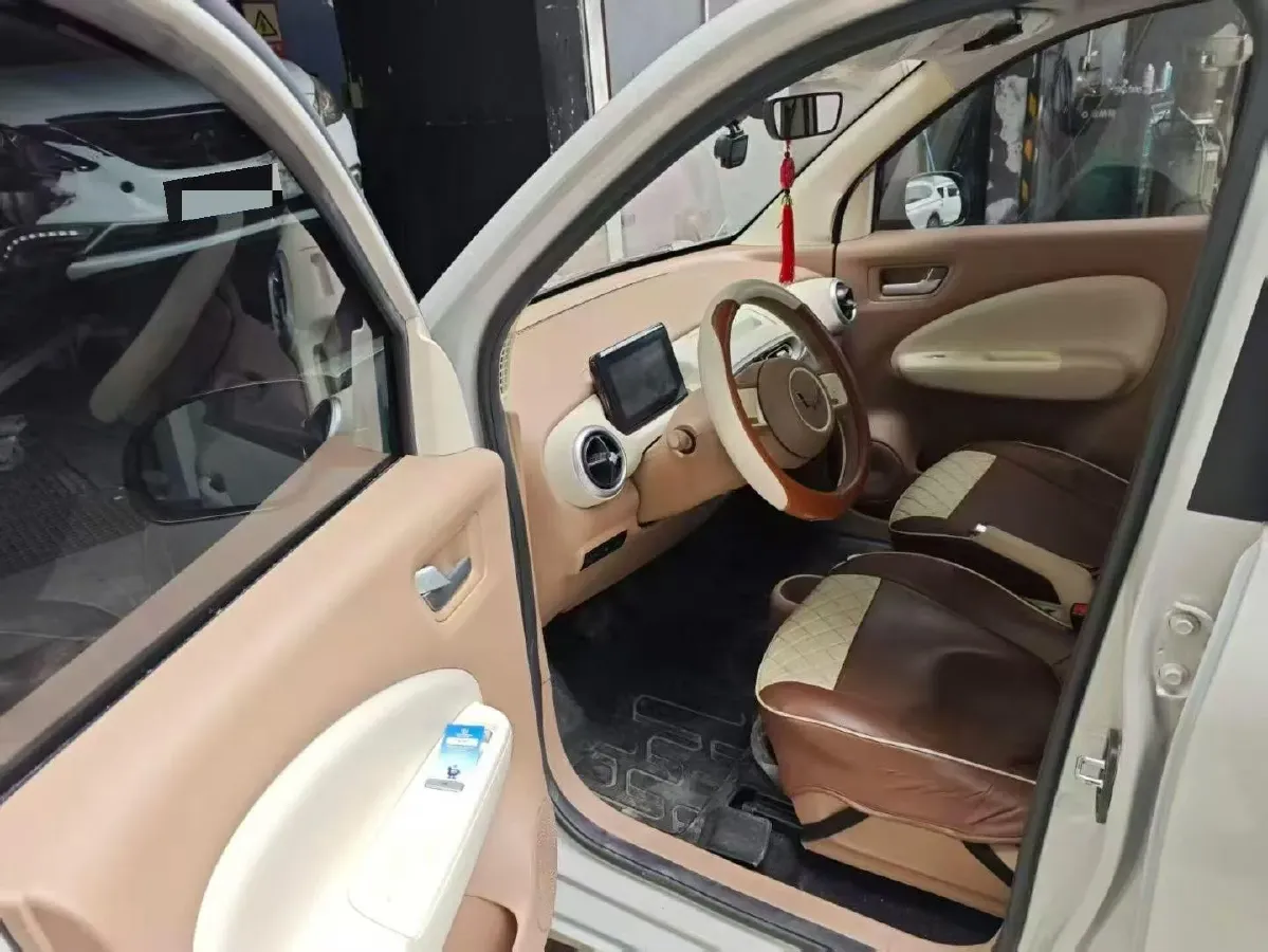 2025 WuLing HongGuang MINI EV BEV 16.2KWH,autocango,china used car exporter,china ev exporter,chinese used car exporter,chinese used ev exporter