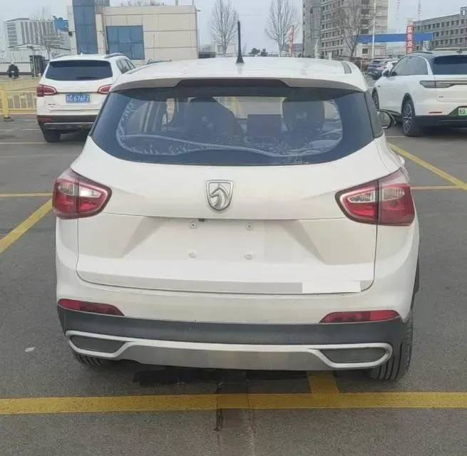 2017 BaoJun 510 1.5L 112HP L4 6MT,autocango,china used car exporter,china ev exporter,chinese used car exporter,chinese used ev exporter