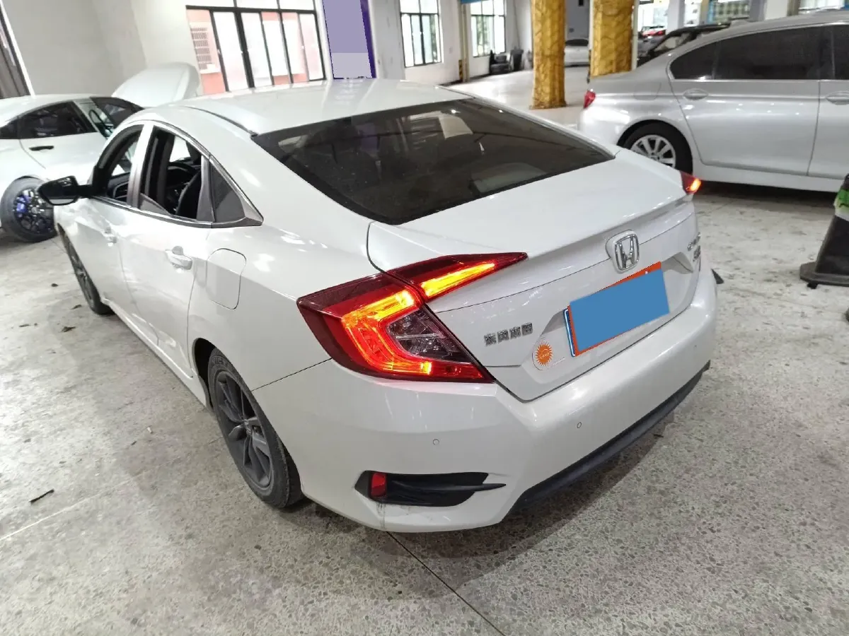 2019 Honda Civic 1.5T 177HP L4 CVT,autocango,china used car exporter,china ev exporter,chinese used car exporter,chinese used ev exporter