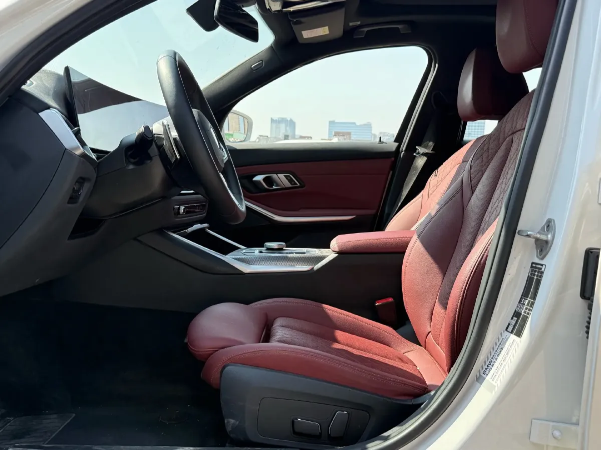 2024 BMW 3 Series 2.0T 184HP L4 8AT,autocango,china used car exporter,china ev exporter,chinese used car exporter,chinese used ev exporter