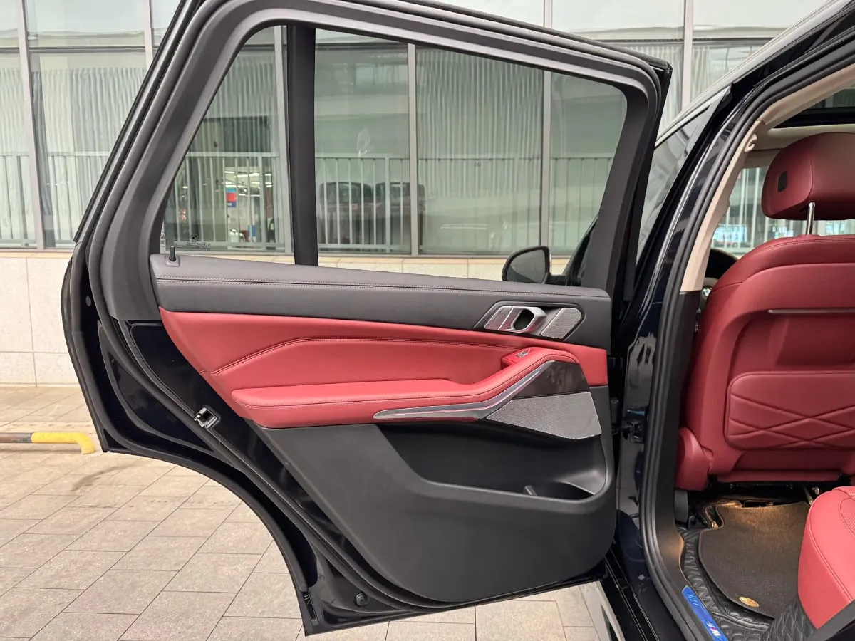 2022 BMW X5 2.0T 245HP L4 8AT,autocango,china used car exporter,china ev exporter,chinese used car exporter,chinese used ev exporter