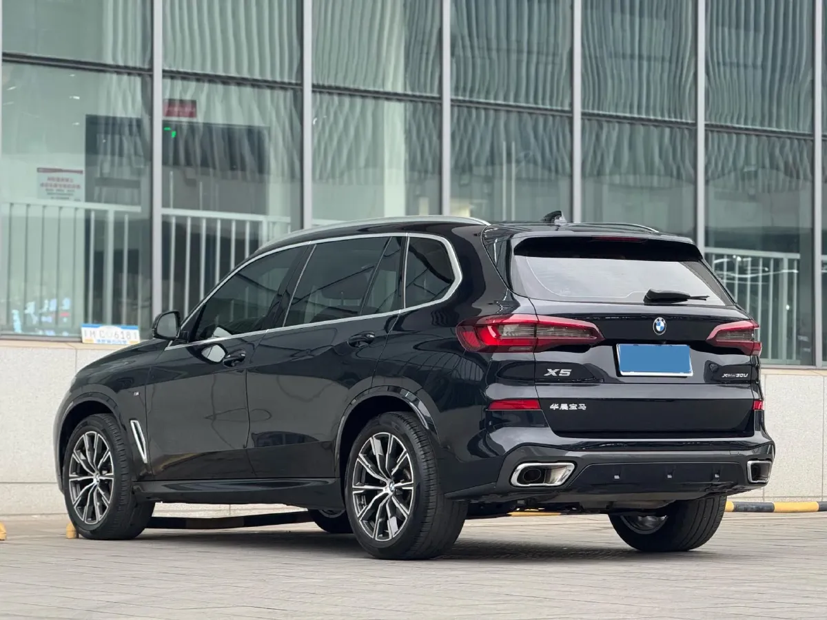 2022 BMW X5 2.0T 245HP L4 8AT,autocango,china used car exporter,china ev exporter,chinese used car exporter,chinese used ev exporter