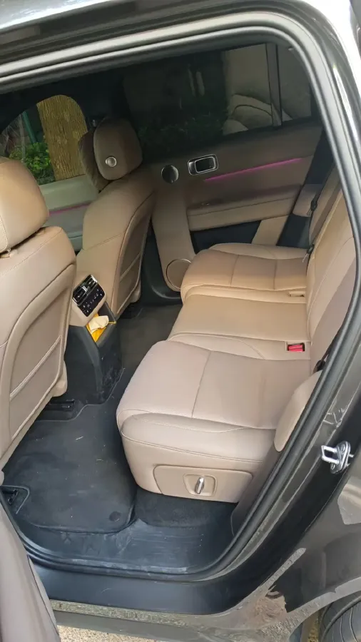 2025 Li L6 Range Extended 154HP L4 REEV,autocango,china used car exporter,china ev exporter,chinese used car exporter,chinese used ev exporter