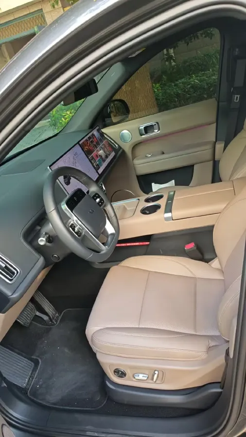 2025 Li L6 Range Extended 154HP L4 REEV,autocango,china used car exporter,china ev exporter,chinese used car exporter,chinese used ev exporter