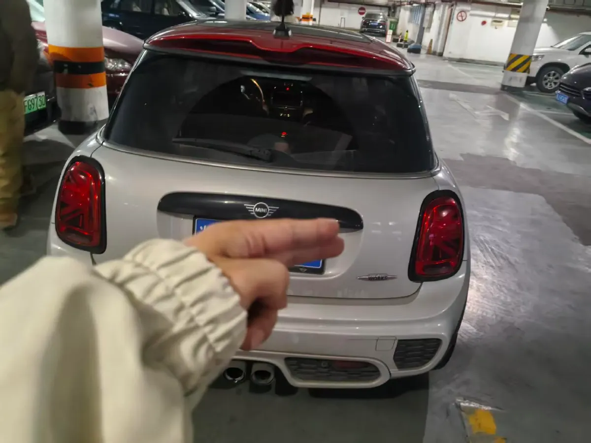 2021 MINI JCW 2.0T 231HP L4 8AT,autocango,china used car exporter,china ev exporter,chinese used car exporter,chinese used ev exporter