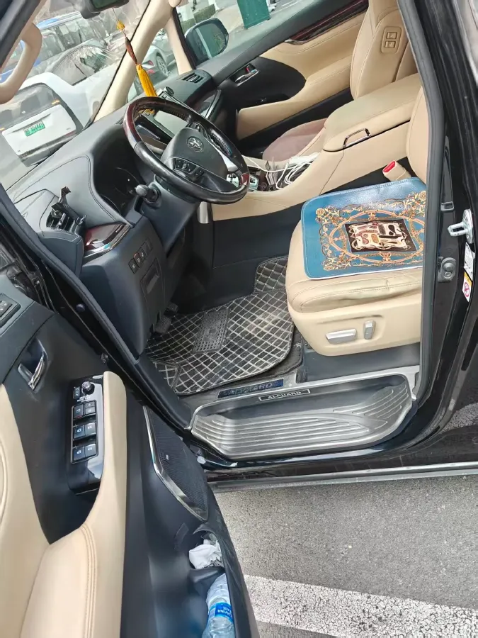 2015 Toyota Alphard 3.5L 275HP V6 6AT,autocango,china used car exporter,china ev exporter,chinese used car exporter,chinese used ev exporter