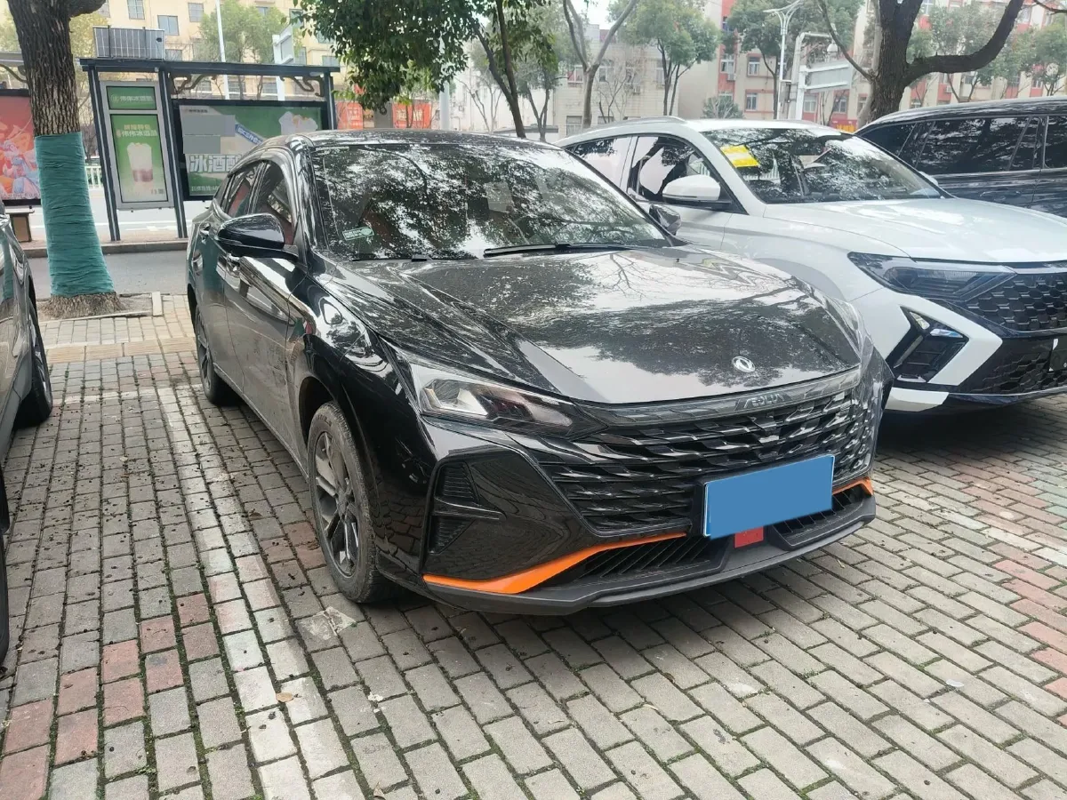 2023 DongFeng Aeolus YiXuan 1.5L 125HP L4 6DCT,autocango,china used car exporter,china ev exporter,chinese used car exporter,chinese used ev exporter