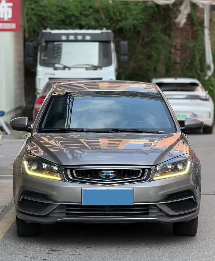 2018 Geely Emgrand 1.5L 109HP L4 5MT,autocango,china used car exporter,china ev exporter,chinese used car exporter,chinese used ev exporter