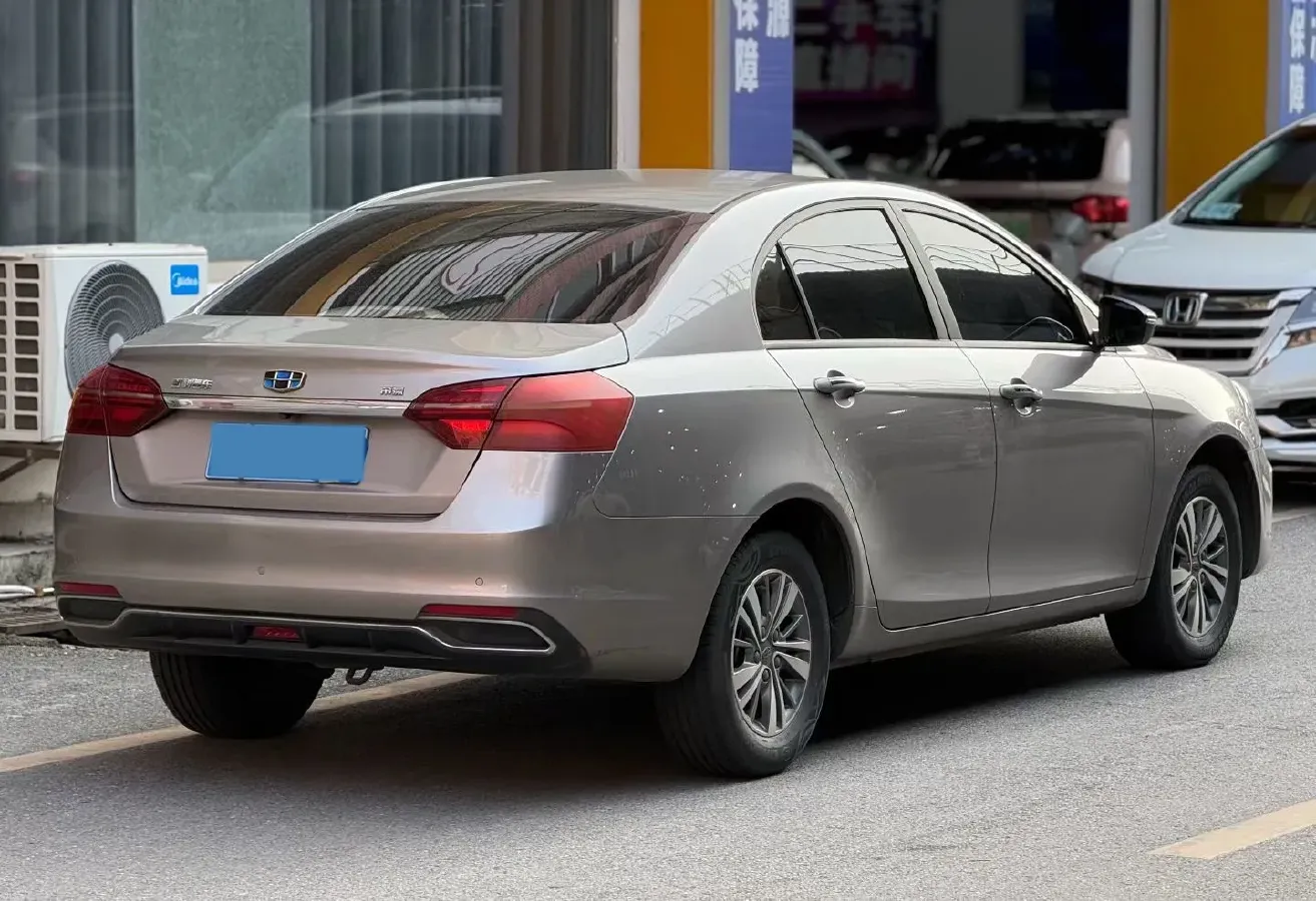 2018 Geely Emgrand 1.5L 109HP L4 5MT,autocango,china used car exporter,china ev exporter,chinese used car exporter,chinese used ev exporter