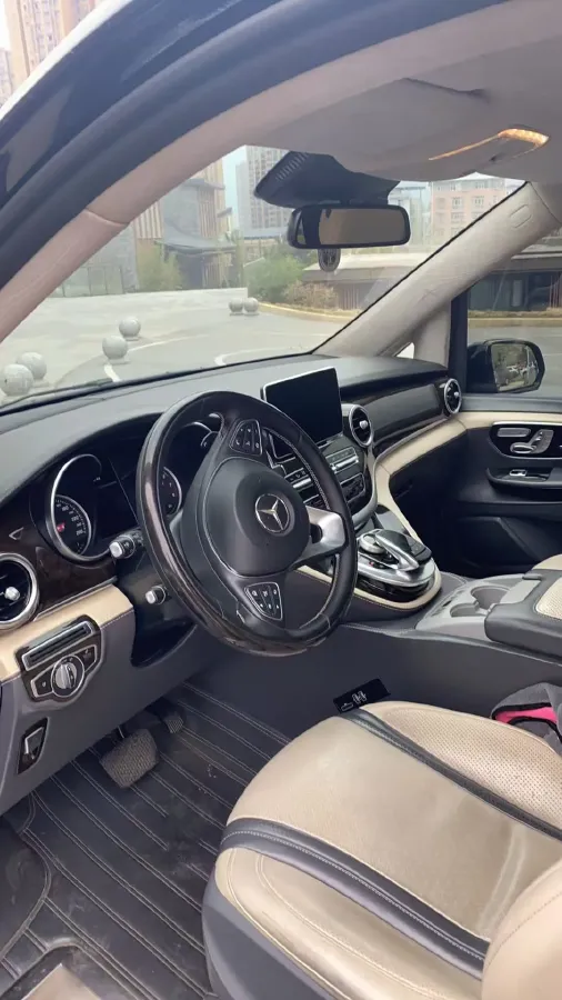 2020 Mercedes-Benz V Class 2.0T 211HP L4 9AT,autocango,china used car exporter,china ev exporter,chinese used car exporter,chinese used ev exporter