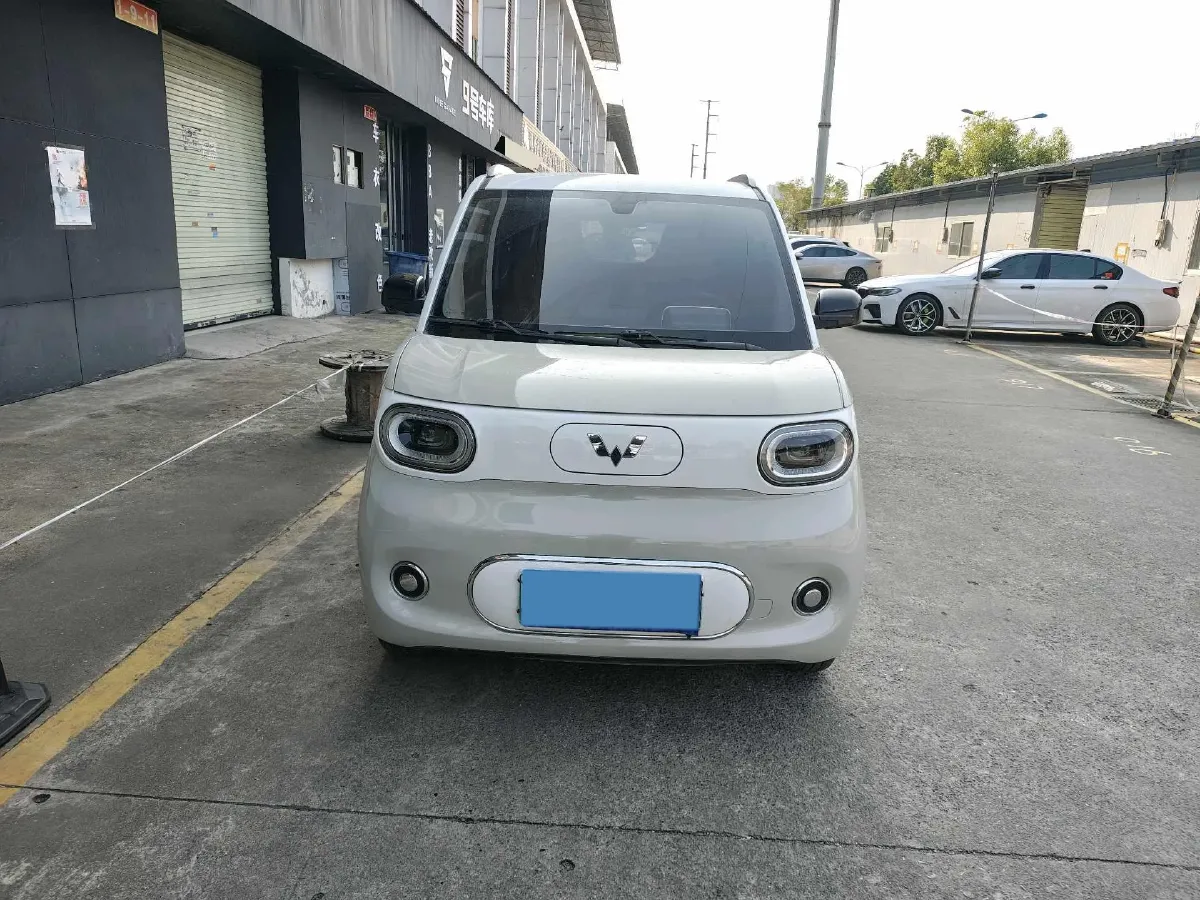 2024 WuLing HongGuang MINI EV BEV 17.3KWH,autocango,china used car exporter,china ev exporter,chinese used car exporter,chinese used ev exporter