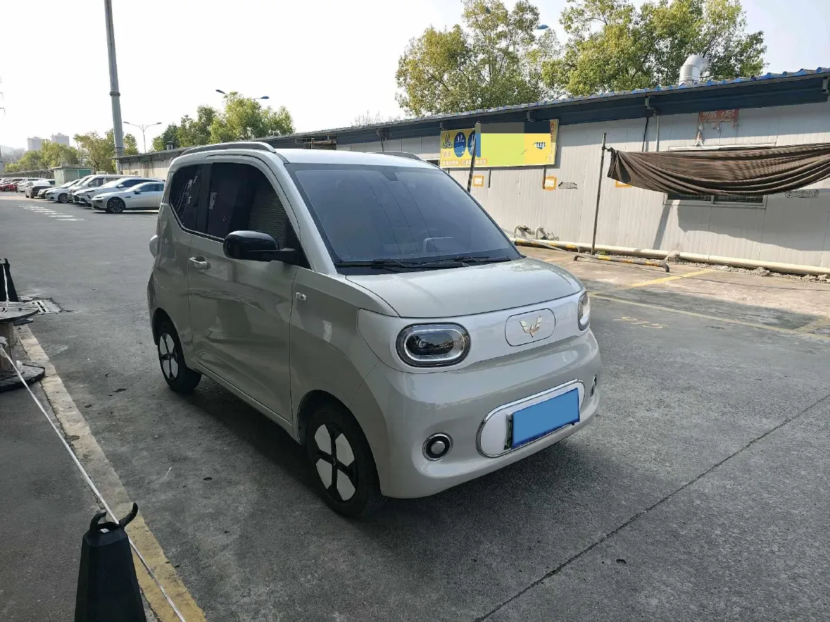 2024 WuLing HongGuang MINI EV BEV 17.3KWH,autocango,china used car exporter,china ev exporter,chinese used car exporter,chinese used ev exporter