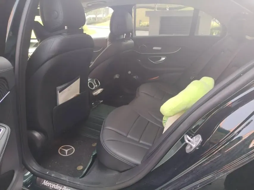 2021 Mercedes-Benz C Class 1.5T 156HP L4 9AT,autocango,china used car exporter,china ev exporter,chinese used car exporter,chinese used ev exporter