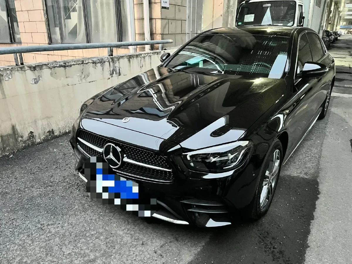 2023 Mercedes-Benz E Class 2.0T 197HP L4 9AT,autocango,china used car exporter,china ev exporter,chinese used car exporter,chinese used ev exporter